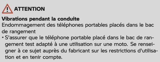 Nous constatons que des vibrations sont possibles lorsque la moto est en mouvement.