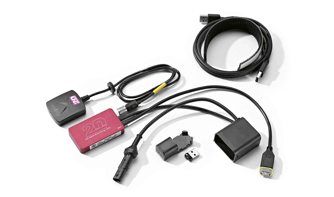 You see the M data logger including M GPS lap trigger.